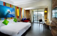   Bliss Surfer Hotel 3*  10