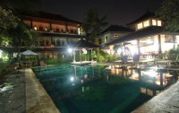   Bakung Sari Resort & Spa 3*  6