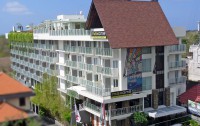 Maxone Hotels Bukit Jimbaran 3*  3