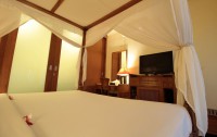   Diwangkara Beach Hotel 3*  36