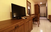   Diwangkara Beach Hotel 3*  46