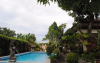   Diwangkara Beach Hotel 3*  7