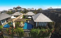   Ulu Segara Luxury Suites & Villas 4*  55