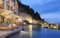   Ulu Segara Luxury Suites & Villas 4*  5