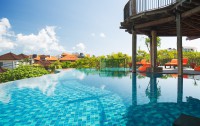   Sun Island Hotel & Spa Legian 4*  1