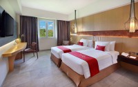   Golden Tulip Bay View Hotel 4*  12