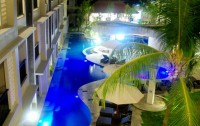   Grand Barong Resort 4*  11