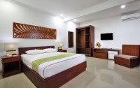   Dewi Sri Hotel 3*  11