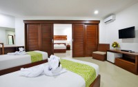   Dewi Sri Hotel 3*  10