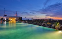   De Vins Sky Hotel Seminyak 4*  14