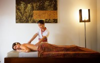   Sense Hotel Seminyak 4*  12