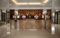   Sense Hotel Seminyak 4*  10