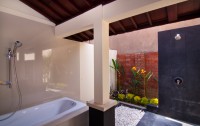   The Awan Villas 4*  9