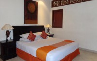   The Batu Belig Hotel & Spa 2*  32