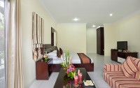 The Batu Belig Hotel & Spa 2*  3