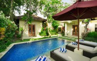   Kamuela Villas & Suites Sanur 4*  12