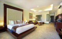   Kamuela Villas & Suites Sanur 4*  6