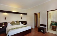   Respati Beach Hotel 3*  11