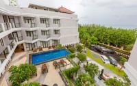   Wyndham Garden Kuta Beach 4*  1