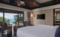   Raffles Bali 5*  11