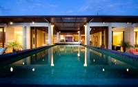 Anantara Seminyak Bali Resort 5*  4