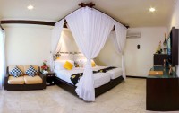   Legian Beach 4*  66