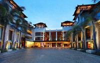   Mercure Kuta 4*  9