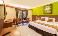   Risata Bali Resort & Spa 4*  38