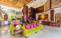   Risata Bali Resort & Spa 4*  11