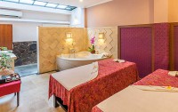   Risata Bali Resort & Spa 4*  6