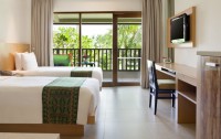 Holiday Inn Resort Baruna Bali 4*  3