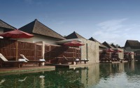   Furama Villas & Spa Ubud 4*  8