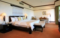   Bintan Lagoon Resort  5*  72