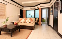   Bintan Lagoon Resort  5*  8