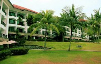   Bintan Lagoon Resort  5*  91