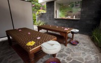   Puri Saron Senggigi Beach Hotel 3*  60