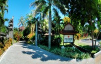   Puri Saron Senggigi Beach Hotel 3*  1