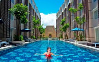   Ananta Legian 4*  12