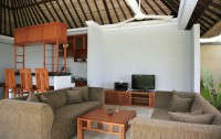   Sekar  Nusa Villas 5*  12