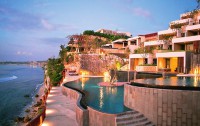   Anantara Uluwatu 5*  1