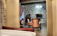   Villa Duomo 4*  79