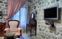   Villa Duomo 4*  78