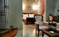   Villa Duomo 4*  74