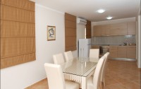   Apartment Franeta 4*  10