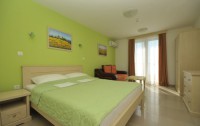   Apartments Lux Tri Ribara 4*  21