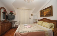   Apartments Petrova 3*  6