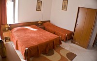   Apartments Eneida 3*  7