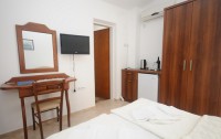 Apartments Jelena 3*  5