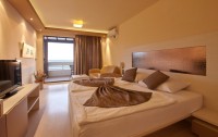 Wind Rose Resort 4*  2