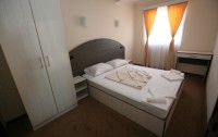   Apartments Elena & Marko 4*  8